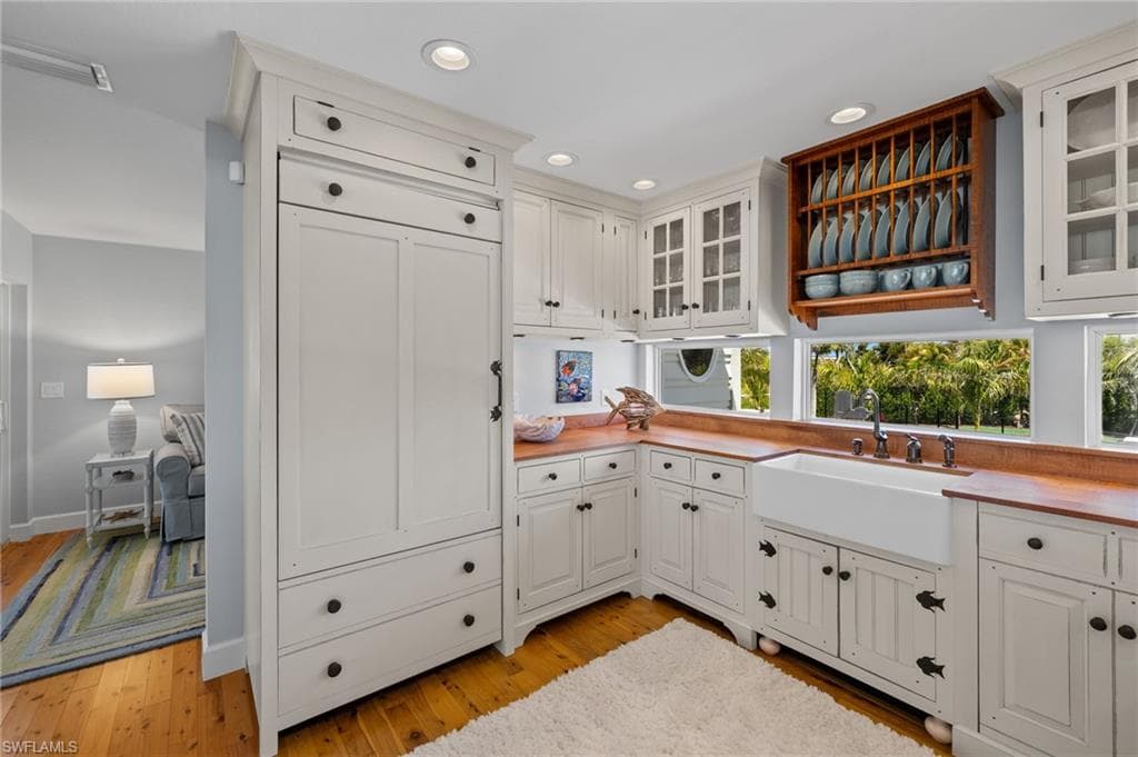 4443 Waters Edge LN-9