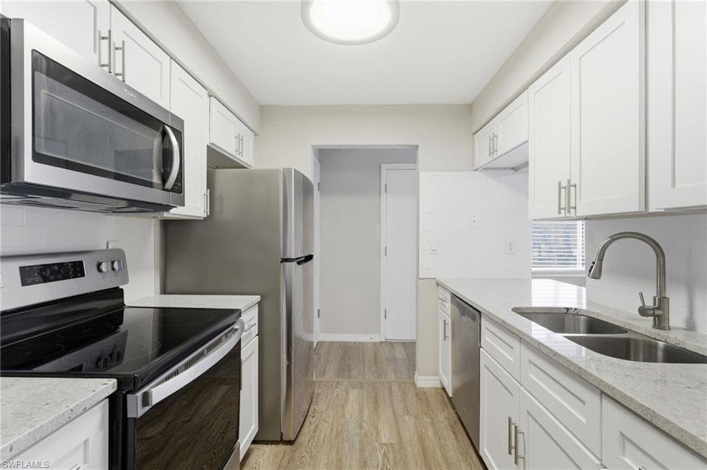 22375 Edgewater DR # 205, PUNTA GORDA FL 33980-1