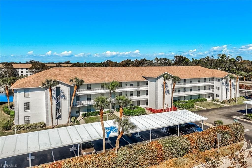 9580 Victoria LN # 208A, NAPLES FL 34109-23