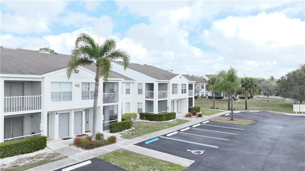 142 Santa Clara DR 5-1