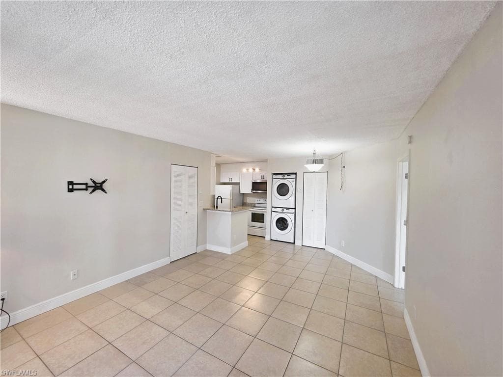 142 Santa Clara DR 5-9