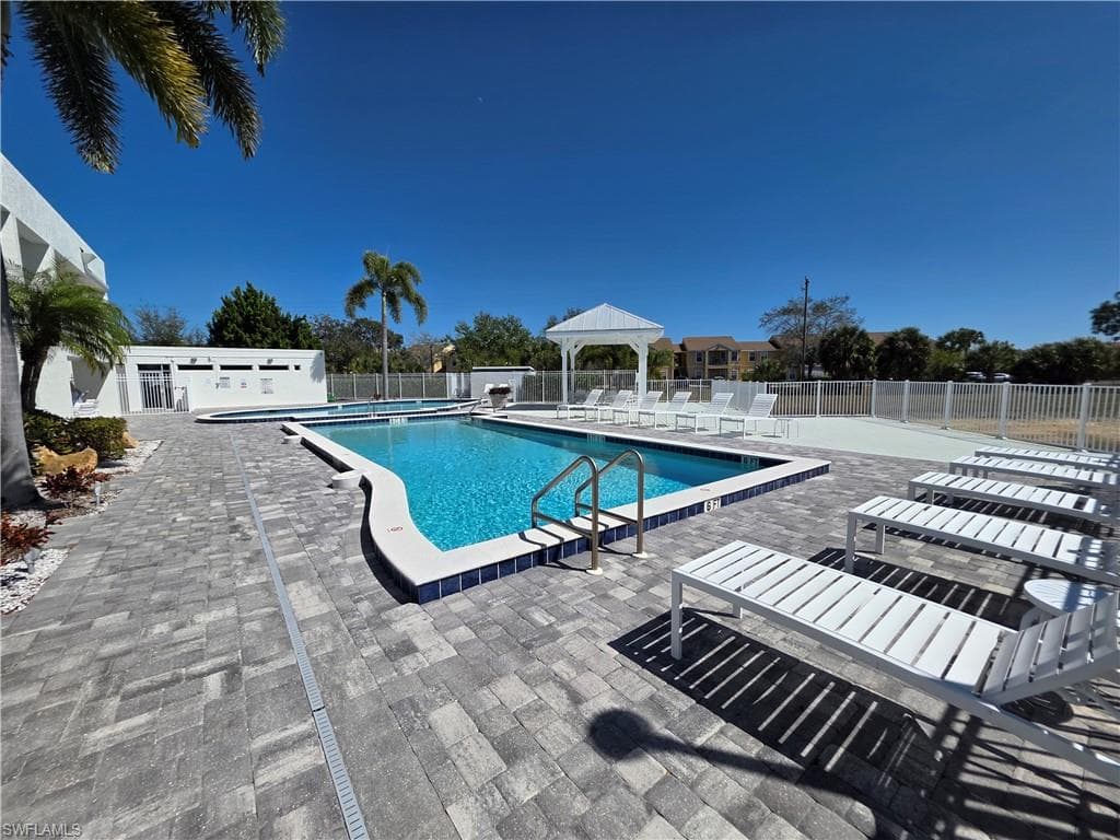 142 Santa Clara DR 5-22