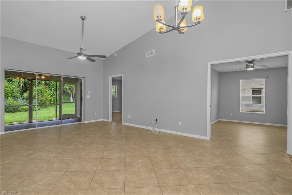 494 Saint Andrews BLVD 14-7