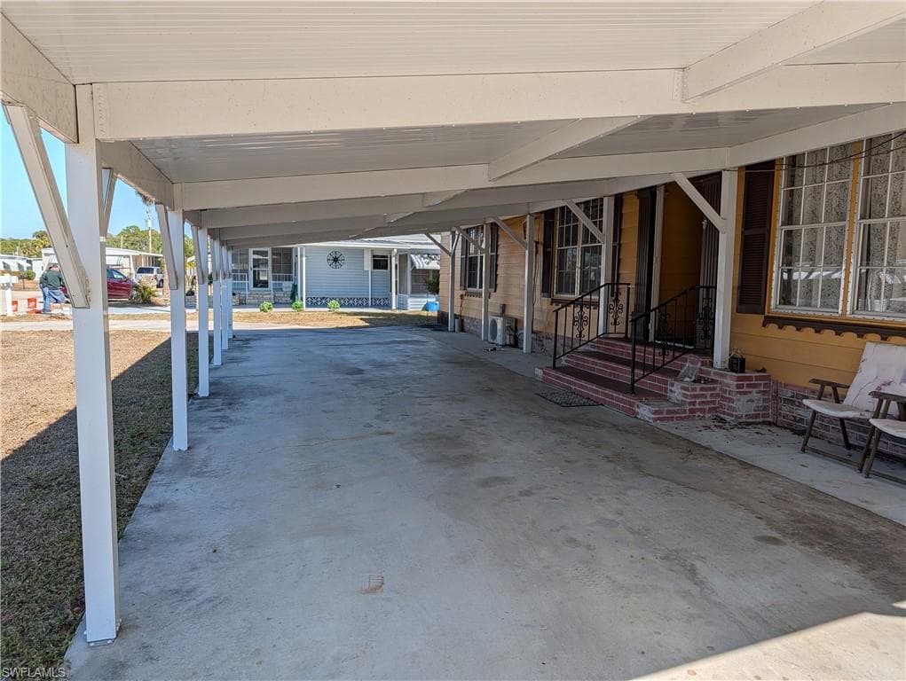 807 Holly Berry CT-26