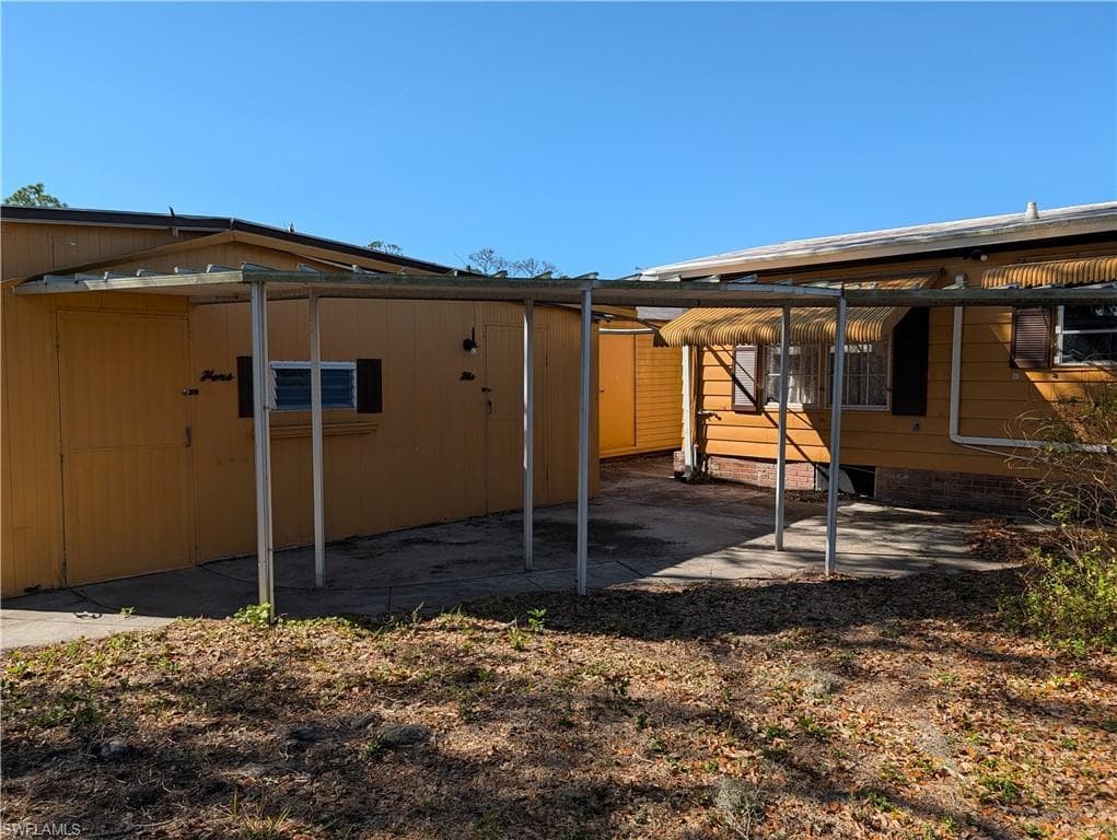 807 Holly Berry CT-30