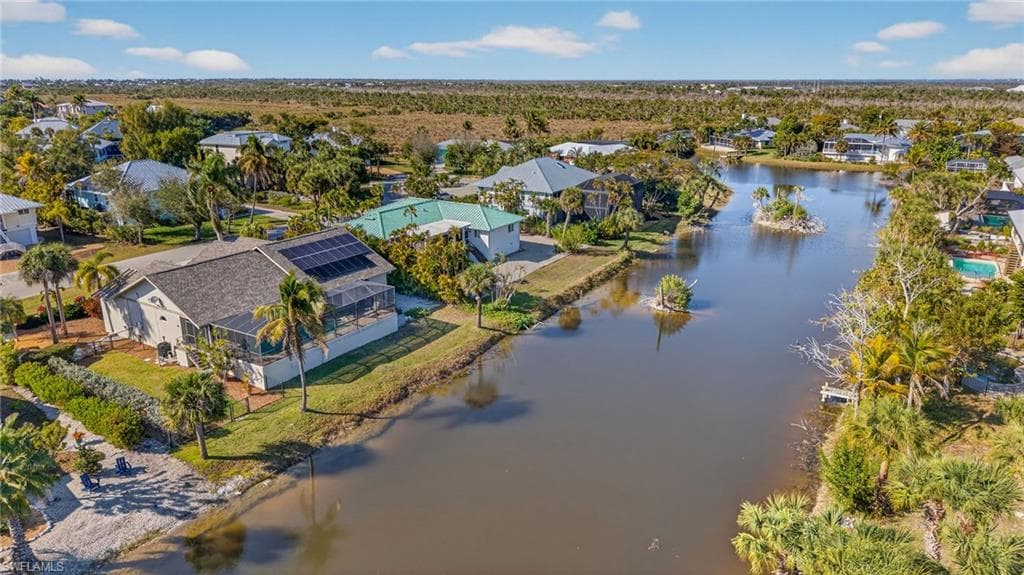 686 Emeril CT, SANIBEL FL 33957-41