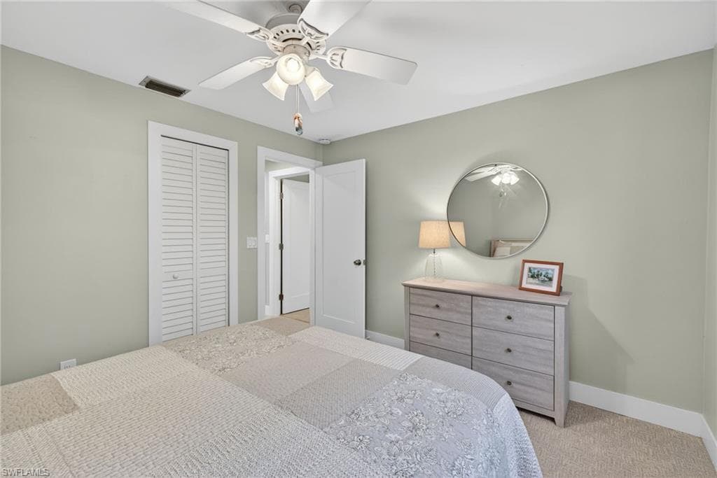 686 Emeril CT, SANIBEL FL 33957-29