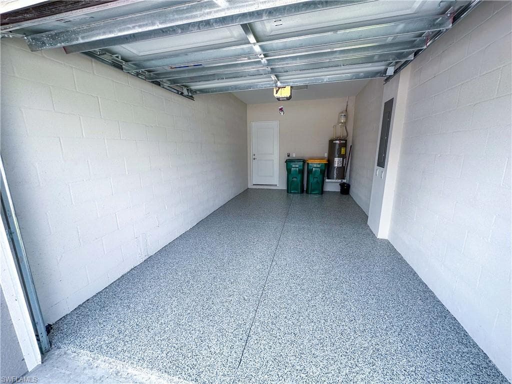 268 Indies Dr # 102, NAPLES FL 34114-38