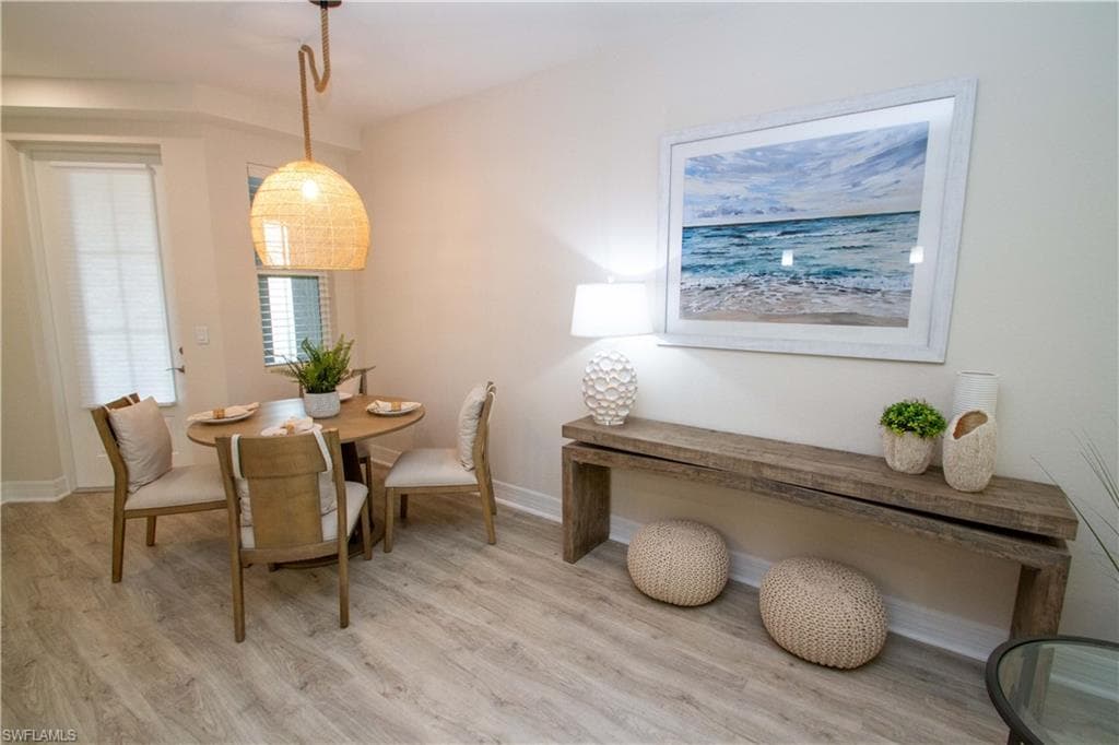 268 Indies Dr # 102, NAPLES FL 34114-4