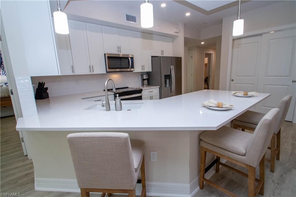 268 Indies Dr # 102, NAPLES FL 34114-9