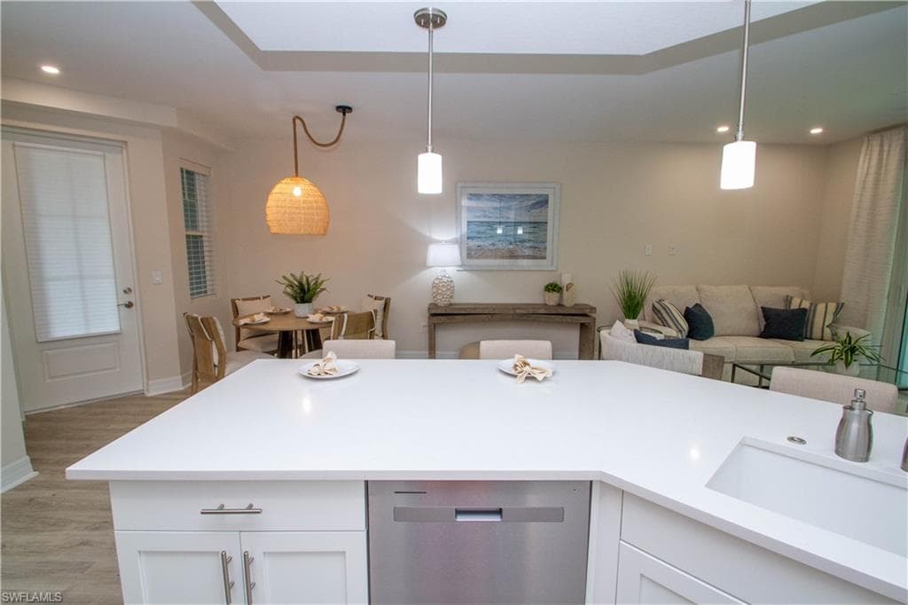 268 Indies Dr # 102, NAPLES FL 34114-3