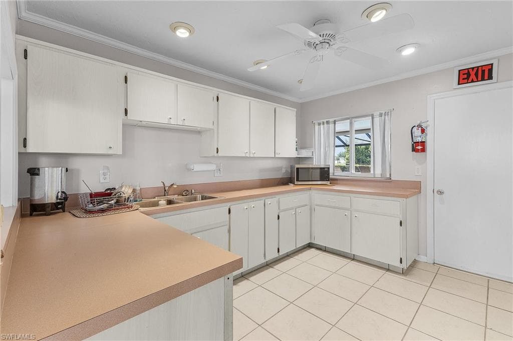 6907 Birdie WAY, FORT MYERS FL 33919-18