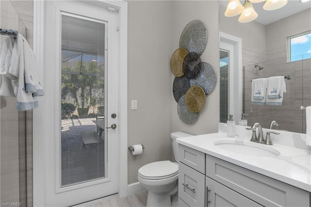 18500 Wildblue BLVD, ESTERO FL 33928-16