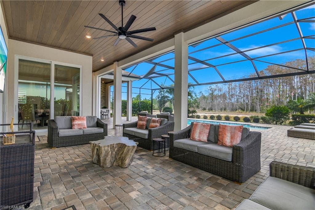 18500 Wildblue BLVD, ESTERO FL 33928-21