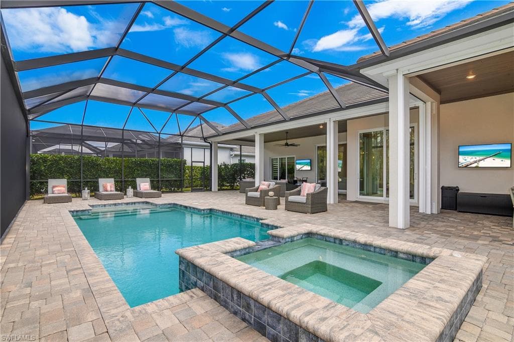 18500 Wildblue BLVD, ESTERO FL 33928-24