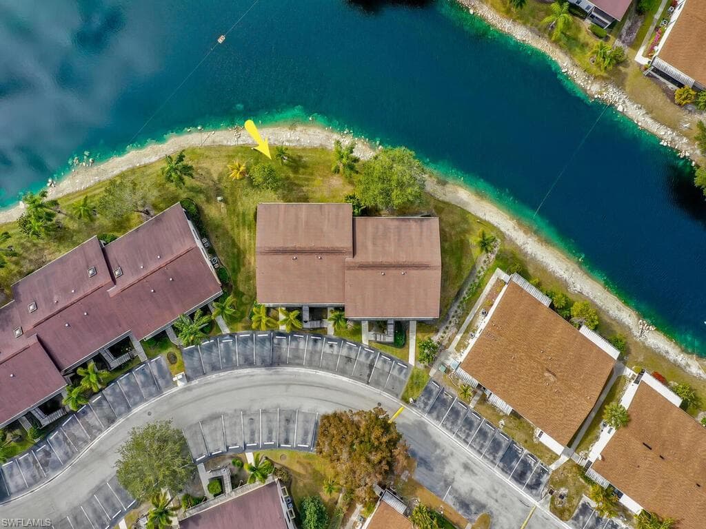 5371 Treetops DR # M103, NAPLES FL 34113-22