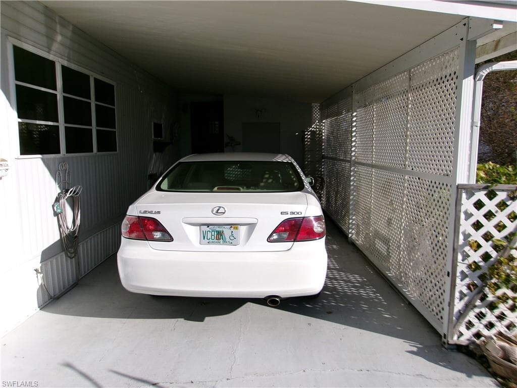 2 Monaco TER, NAPLES FL 34112-2