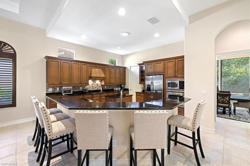 9094 Sahalee CT, NAPLES FL 34113-16