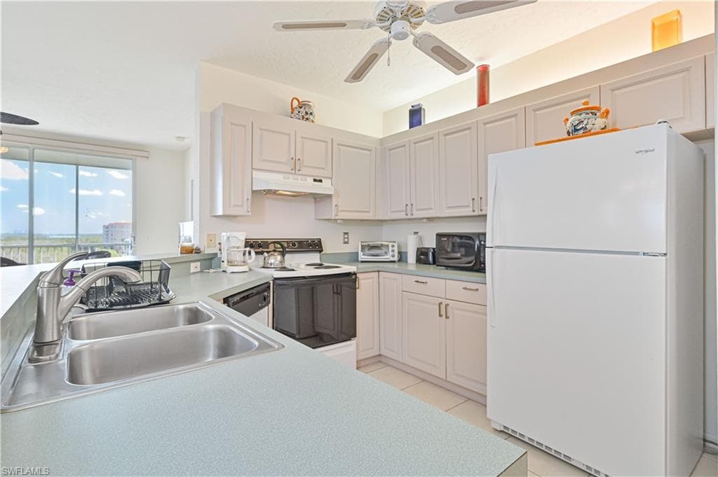 22748 Island Pines WAY # 401, FORT MYERS BEACH FL 33931-19