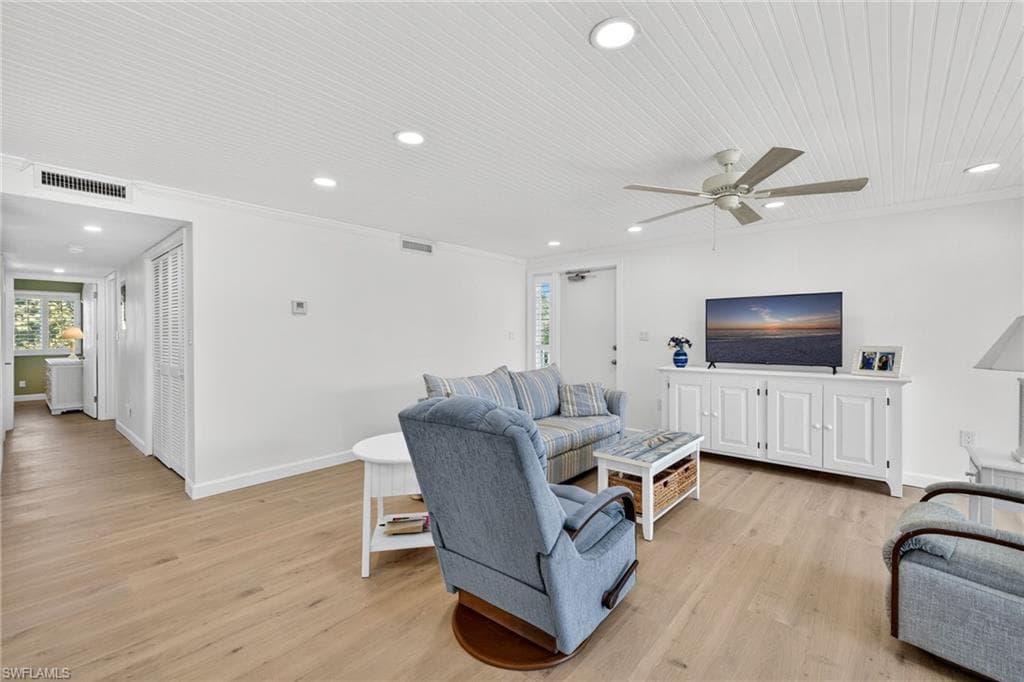 1341 Middle Gulf DR # B, SANIBEL FL 33957-17