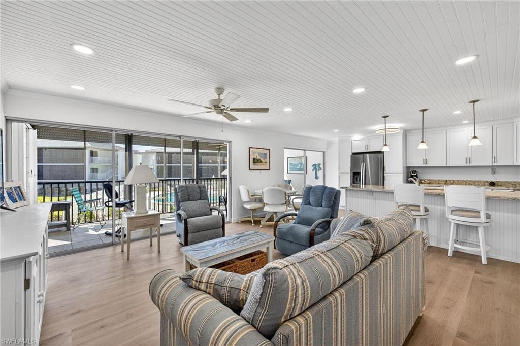 1341 Middle Gulf DR # B, SANIBEL FL 33957-3
