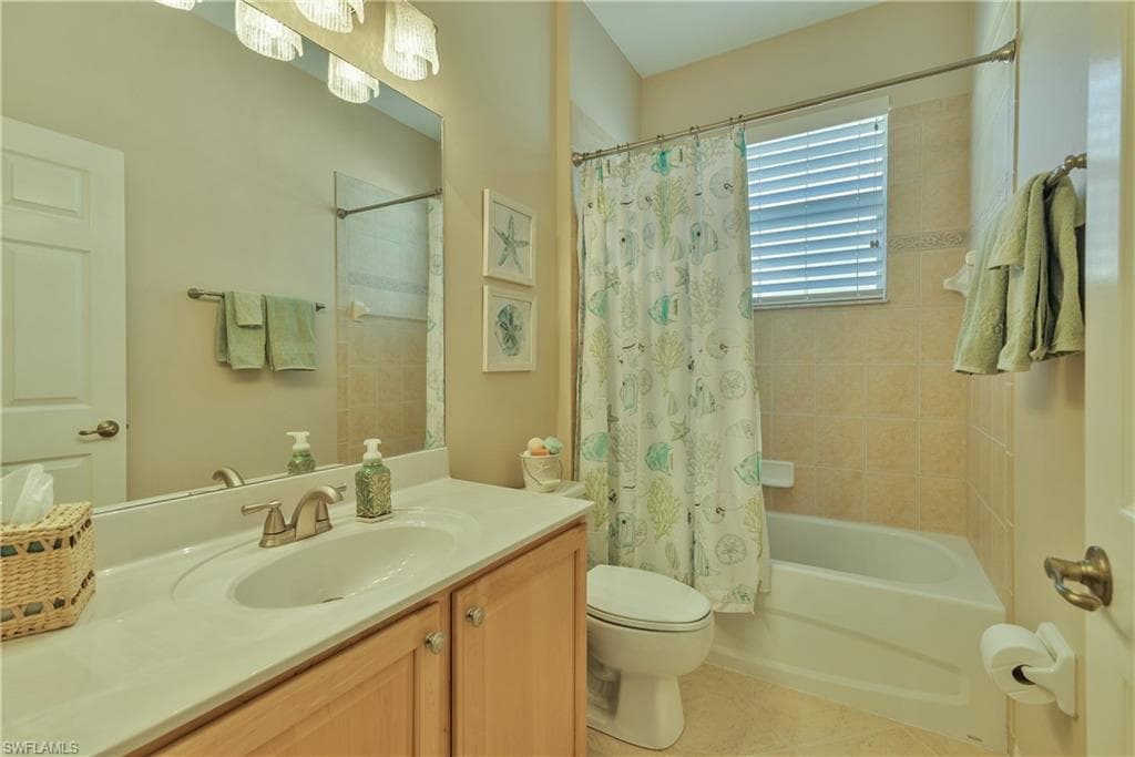 8486 LANGSHIRE WAY, FORT MYERS FL 33912-12