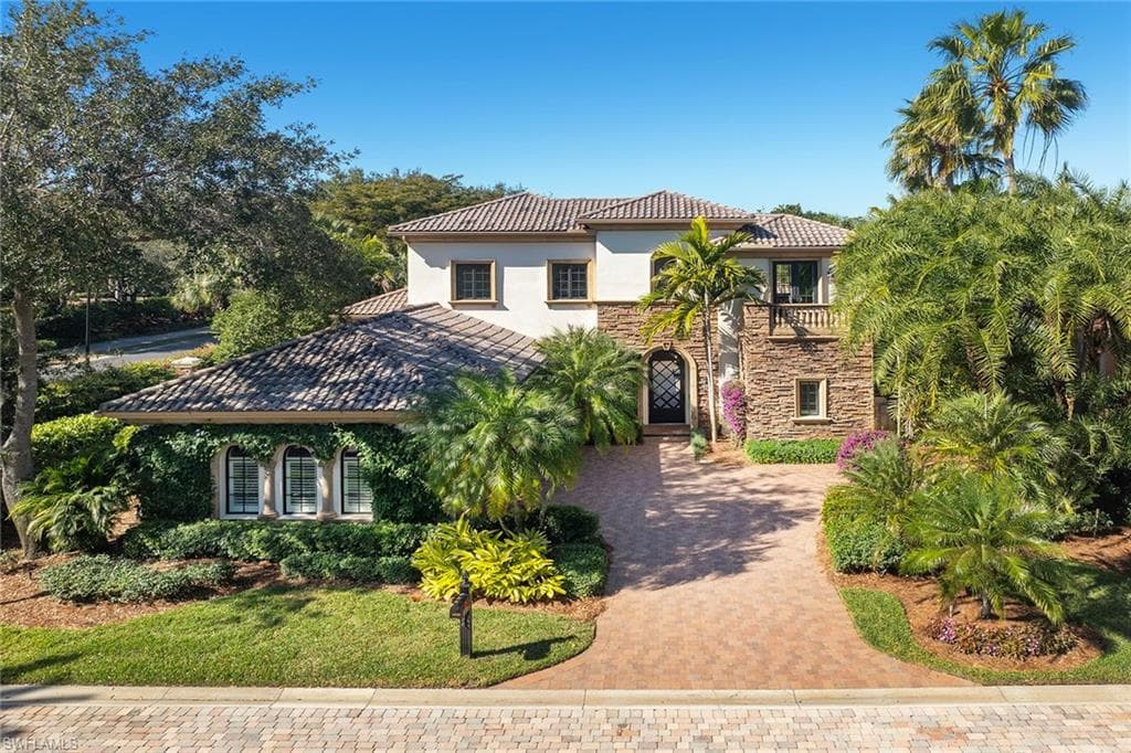 15251 Medici WAY, NAPLES FL 34110-1