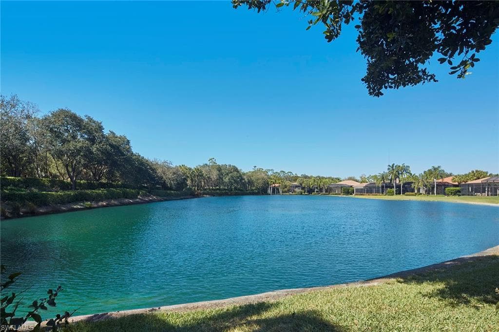 15251 Medici WAY, NAPLES FL 34110-2