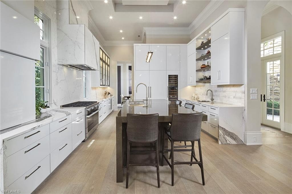 15251 Medici WAY, NAPLES FL 34110-20