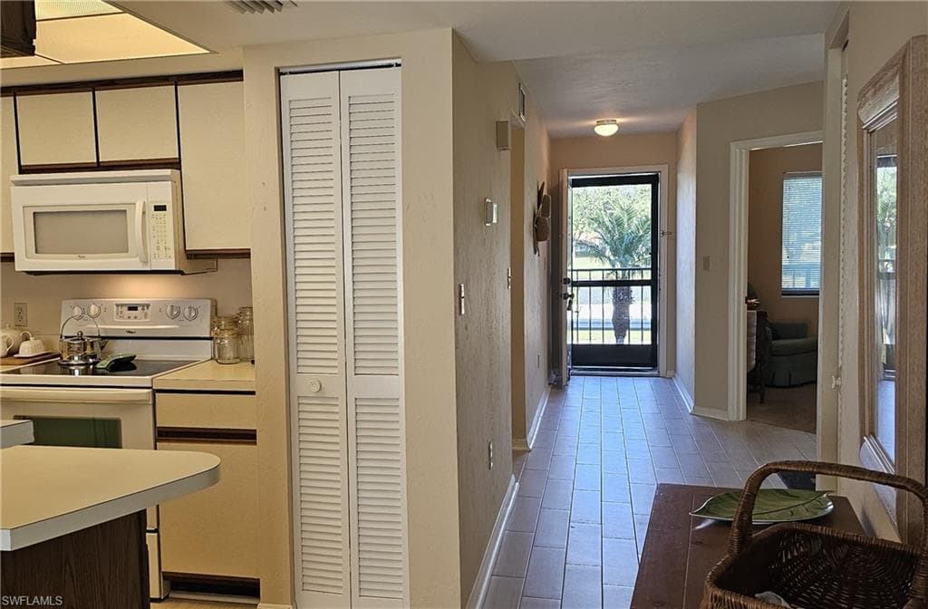 460 Fox Haven DR # 1204, NAPLES FL 34104-4
