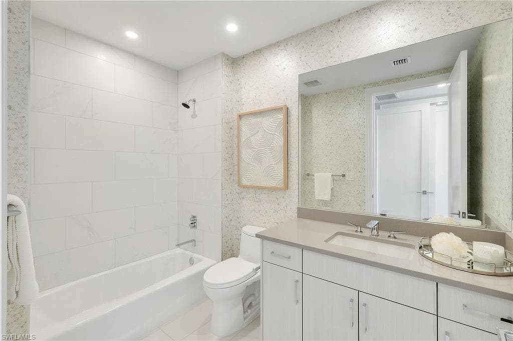 4991 Bonita Bay BLVD # 802, BONITA SPRINGS FL 34134-28