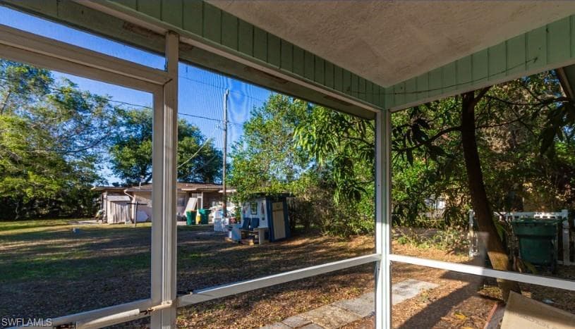 3675 Estey AVE, NAPLES FL 34104-19