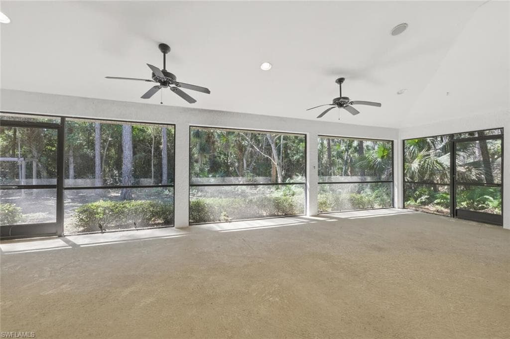 5356 Sycamore DR, NAPLES FL 34119-4