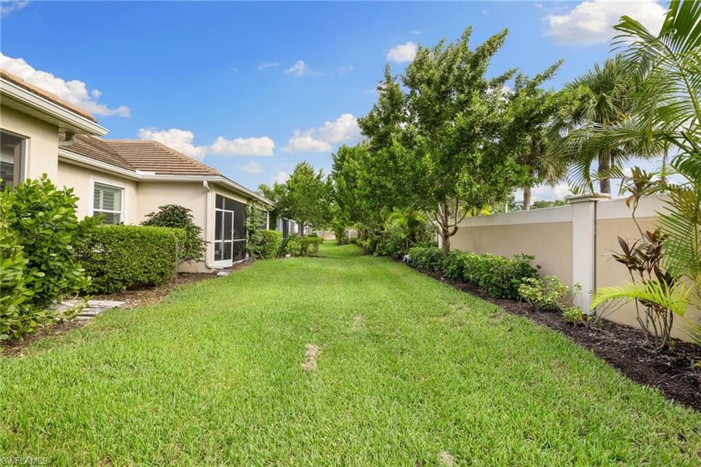 4714 Arboretum CIR # 102, NAPLES FL 34112-35