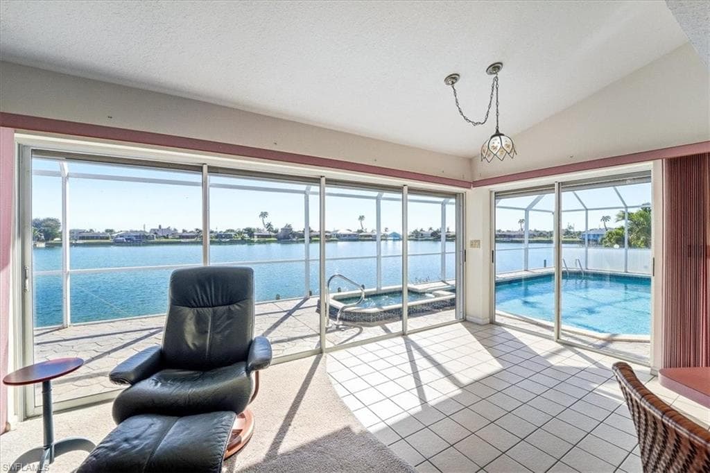 1120 SE 1st TER, CAPE CORAL FL 33990-5