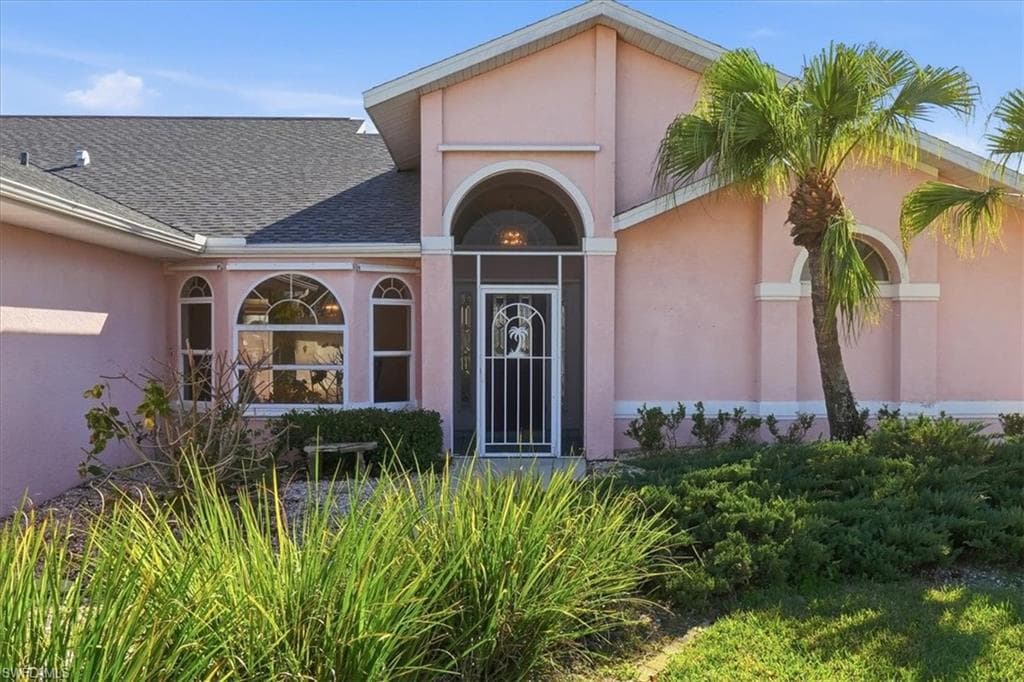 1120 SE 1st TER, CAPE CORAL FL 33990-45