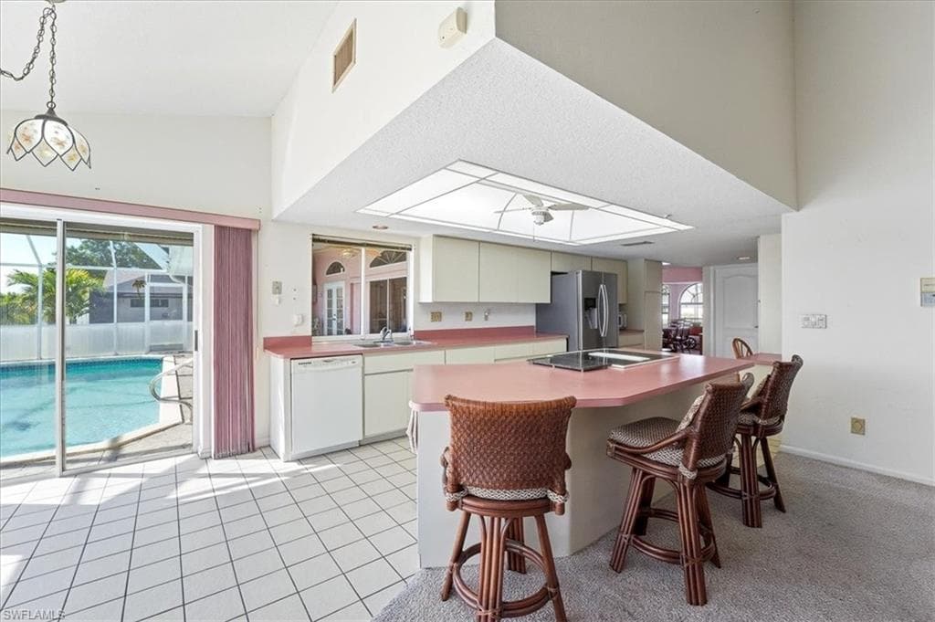 1120 SE 1st TER, CAPE CORAL FL 33990-6