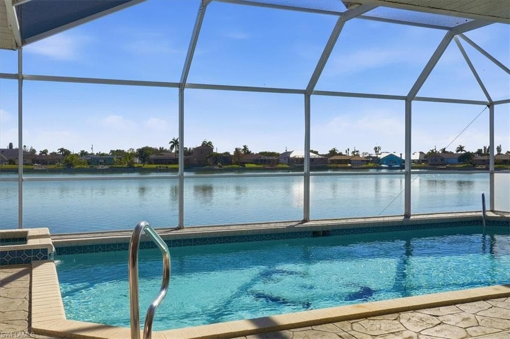 1120 SE 1st TER, CAPE CORAL FL 33990-27