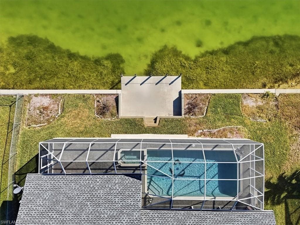 1120 SE 1st TER, CAPE CORAL FL 33990-39