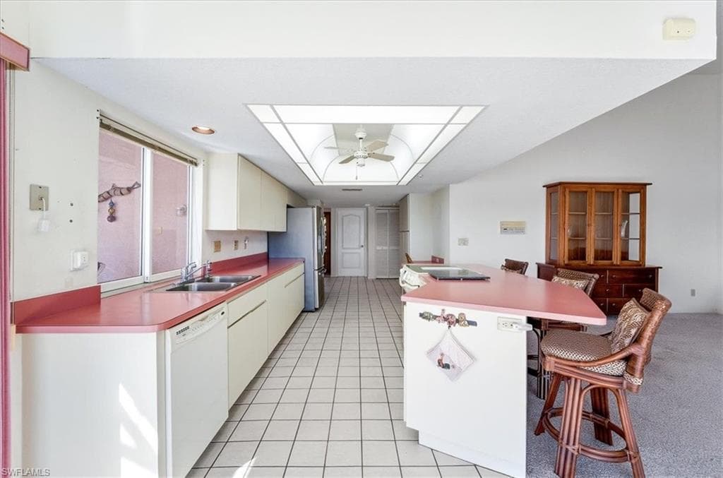 1120 SE 1st TER, CAPE CORAL FL 33990-7