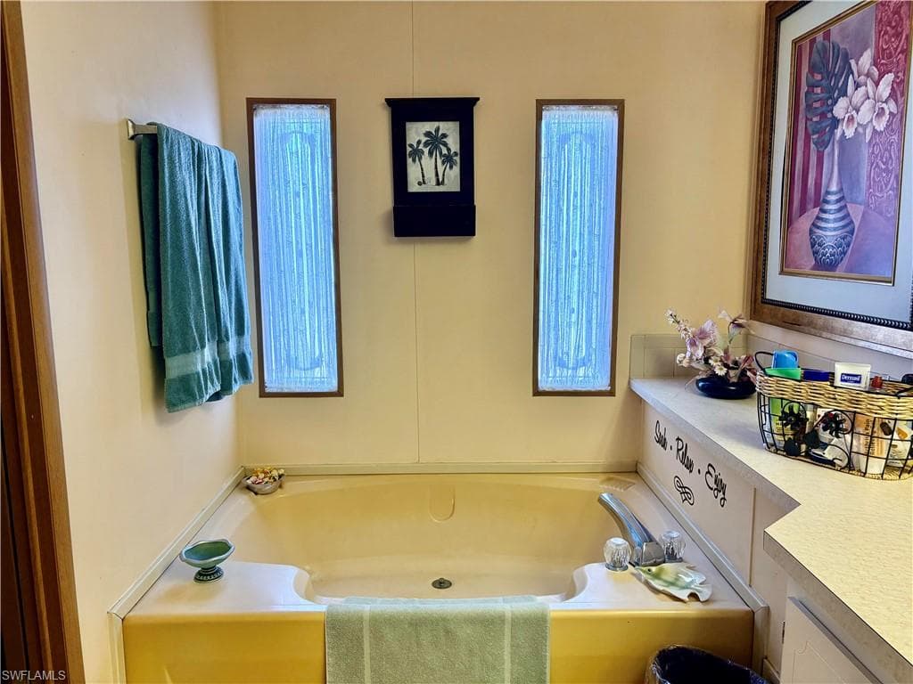 3150 Bunny Run DR, NORTH FORT MYERS FL 33917-26