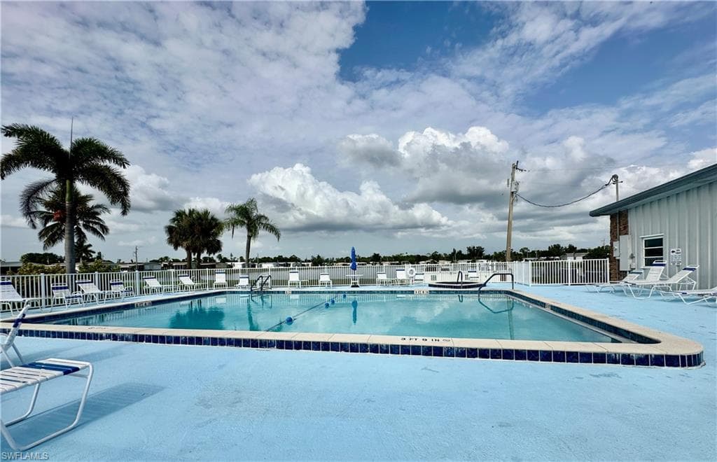 3150 Bunny Run DR, NORTH FORT MYERS FL 33917-39