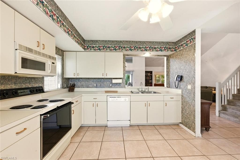 15048 Cloverdale DR, FORT MYERS FL 33919-12