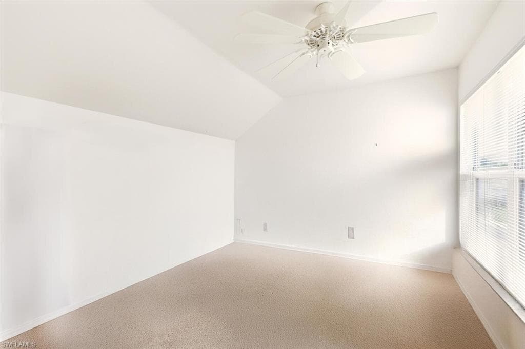 15048 Cloverdale DR, FORT MYERS FL 33919-21