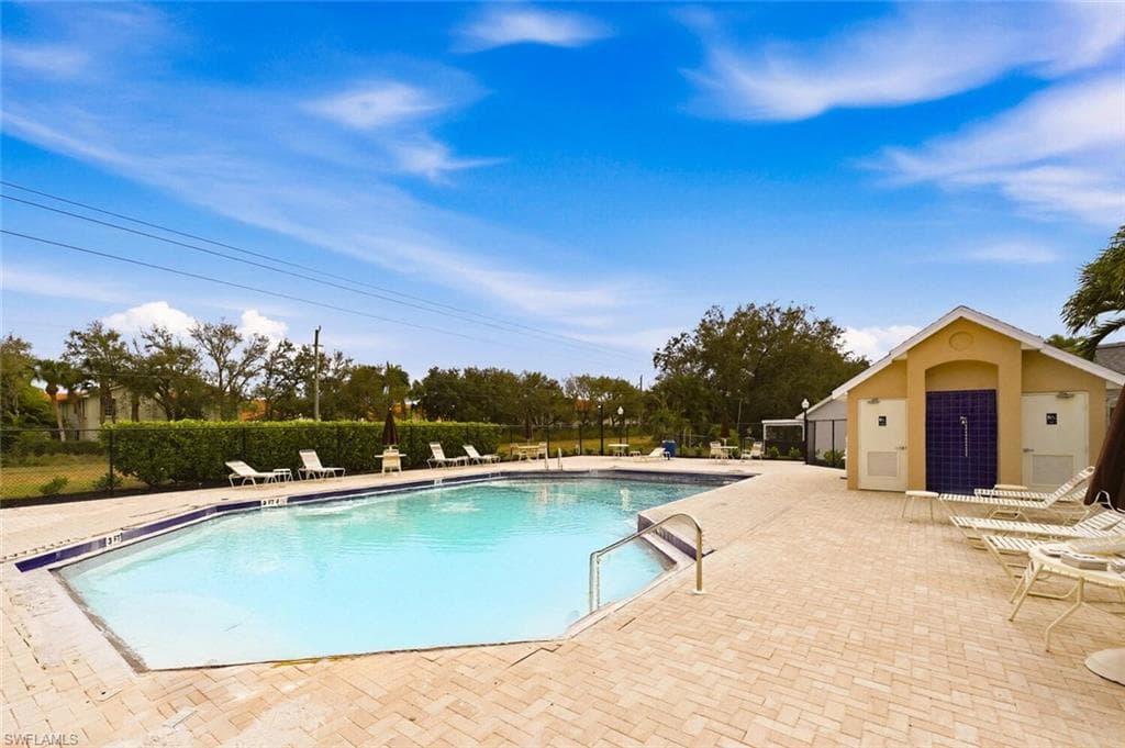 15048 Cloverdale DR, FORT MYERS FL 33919-31