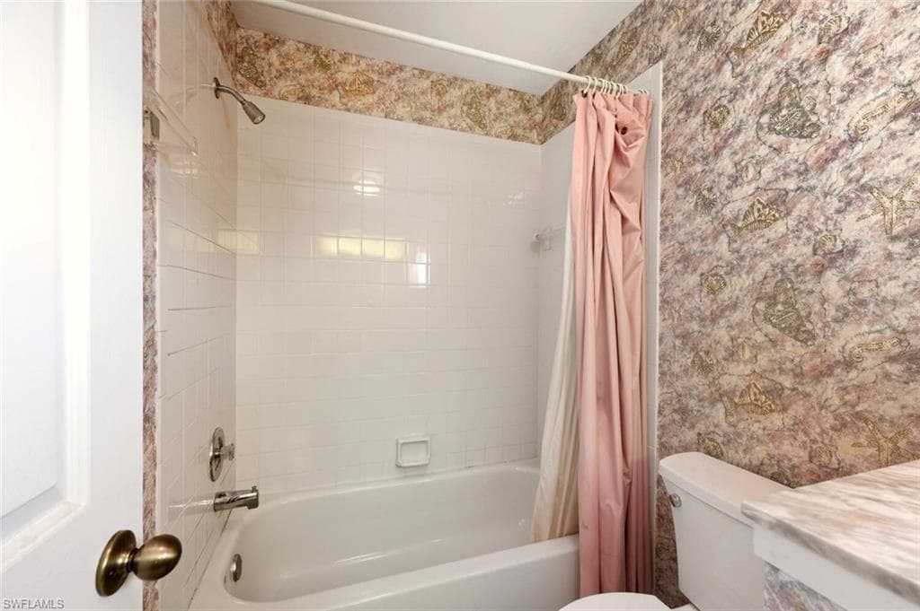 15048 Cloverdale DR, FORT MYERS FL 33919-23