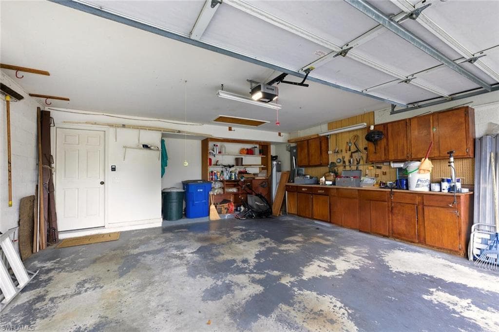 15048 Cloverdale DR, FORT MYERS FL 33919-30