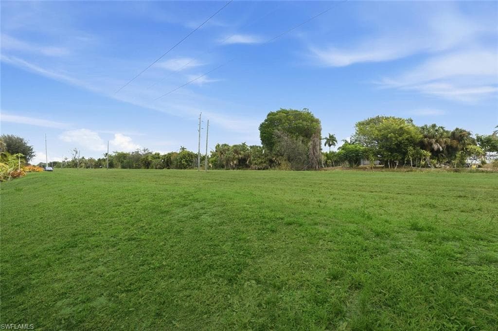 15048 Cloverdale DR, FORT MYERS FL 33919-28