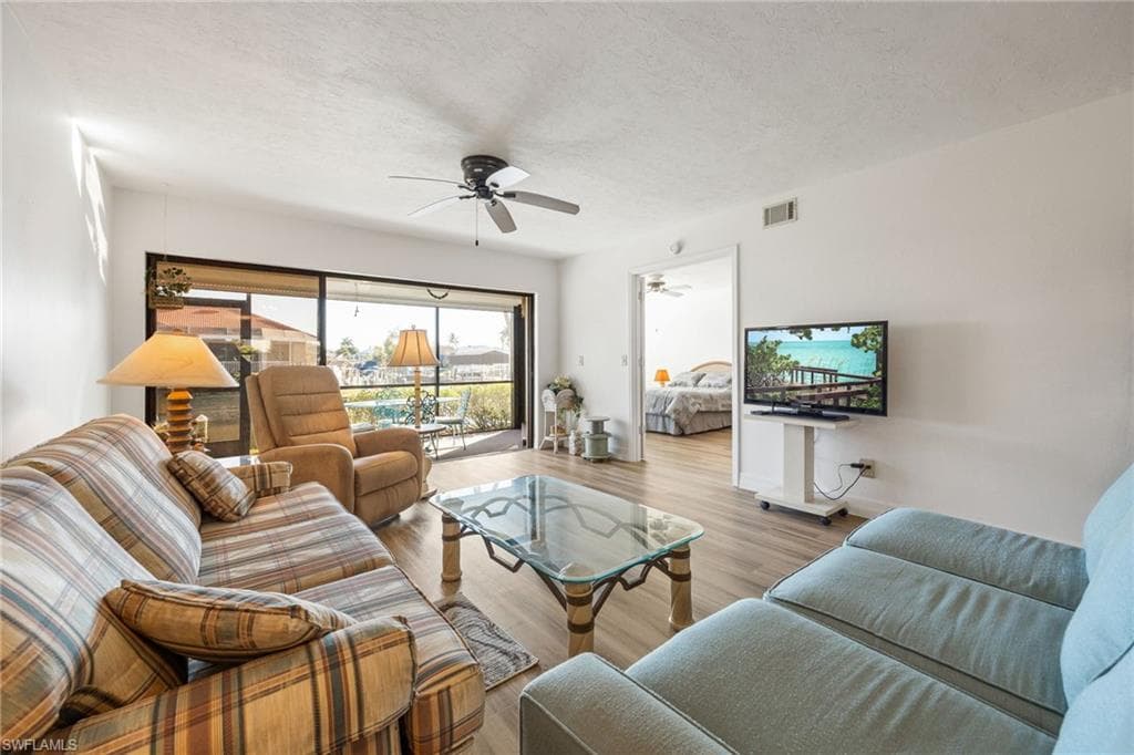 902 SW 48th TER # 103, CAPE CORAL FL 33914-10