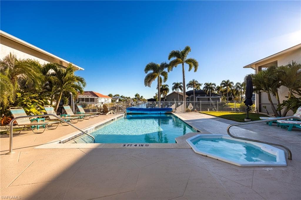 902 SW 48th TER # 103, CAPE CORAL FL 33914-28